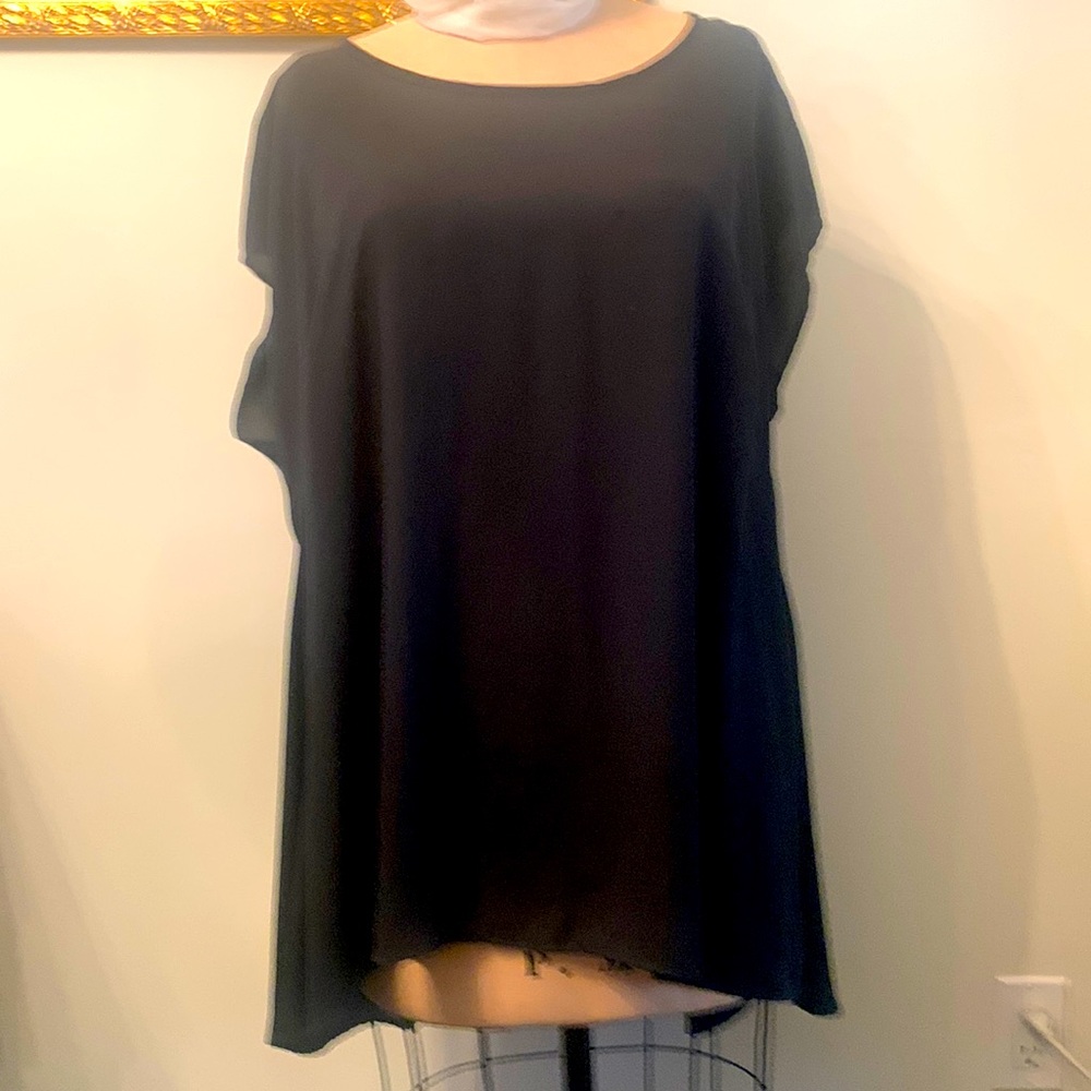 Olivia Moon black tunic with fishtail back